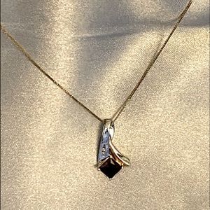 14 Karat Gold Garnet Necklace